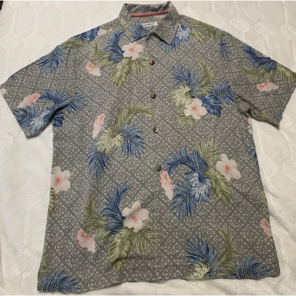 Tommy Bahama Hawaiian Camp Shirt Men M Gray Floral 100% Silk Short Sleeve